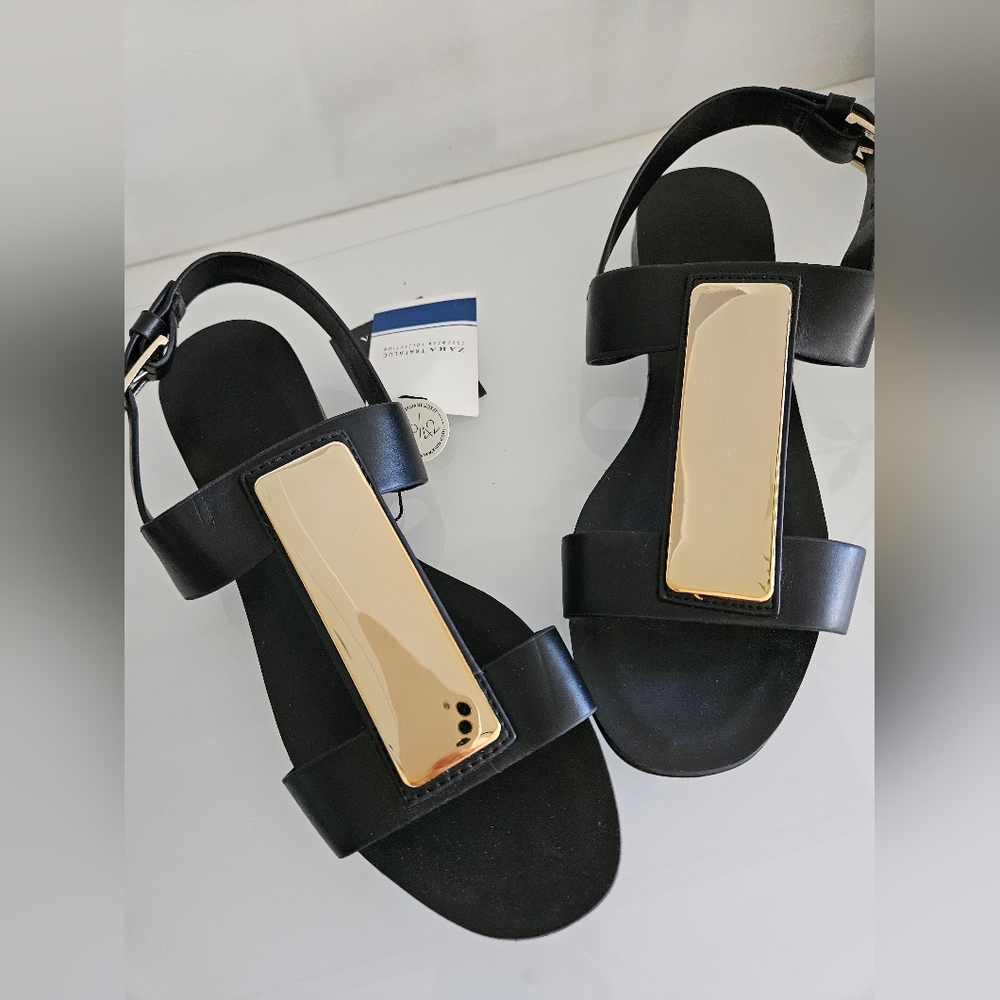 Zara Faux Leather Flat Sandals US 6.5 Black / Gold